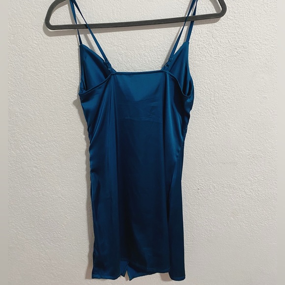 Nasty Gal Cowl Us Later Satin Mini Dress - Picture 5 of 11
